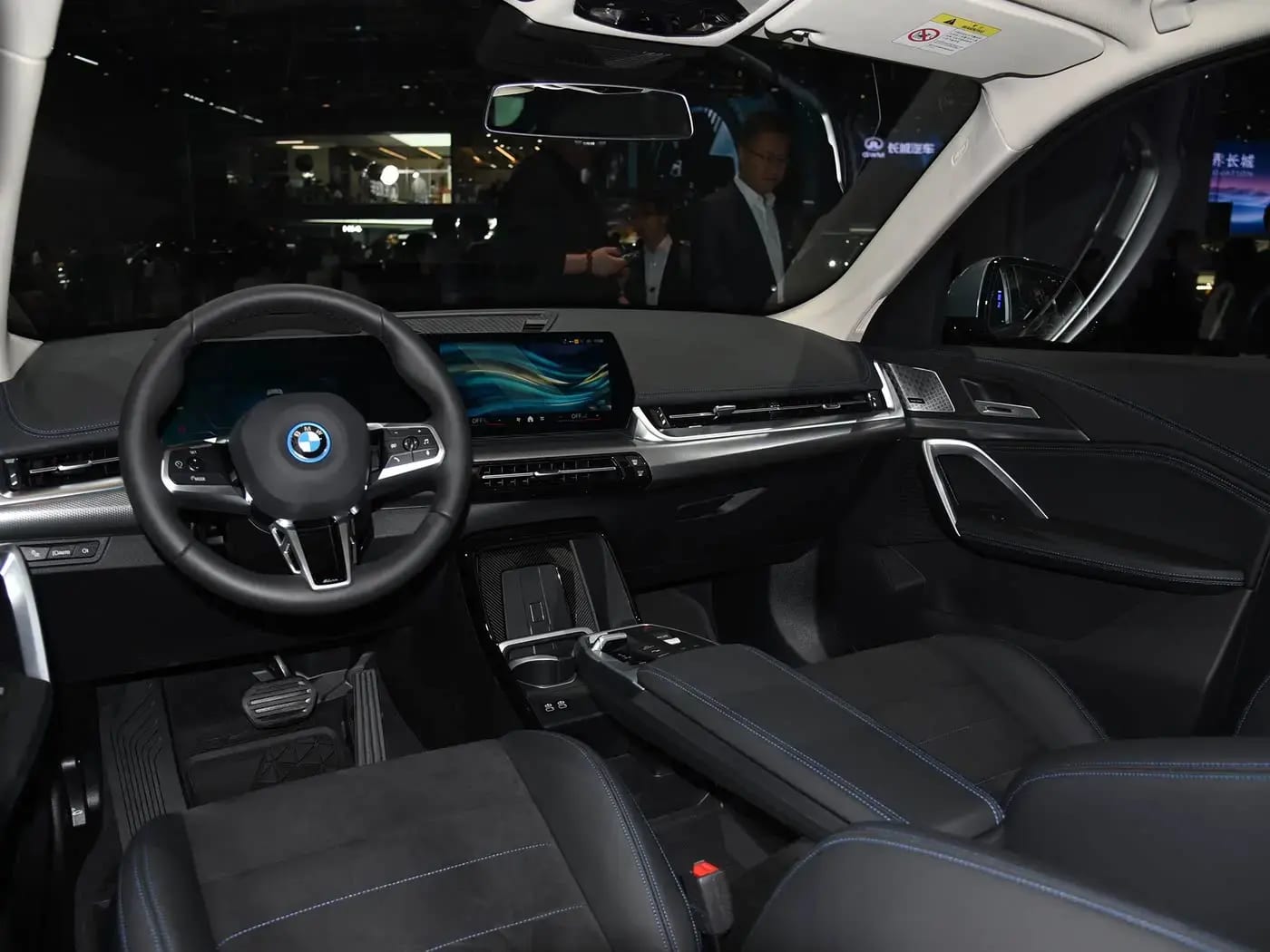 BMW iX1 - 5